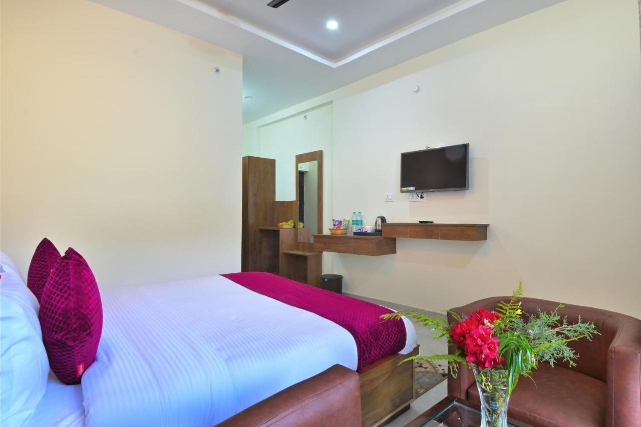 La Riqueza Dhanolti View # Near To Eco Park & Surkanda Devi Temple # Mountain View Rooms With Balcony # Big Parking # Customer Favourite Hotel Dhanaulti Exterior foto